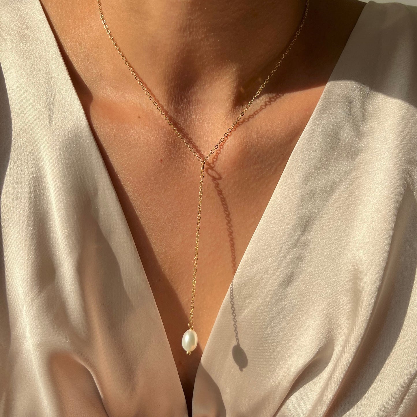 Ava Pearl Lariat Necklace