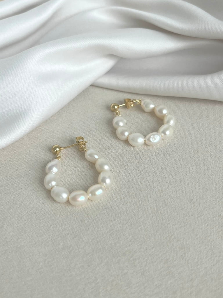 Eva Seed Pearl Hoop Earrings