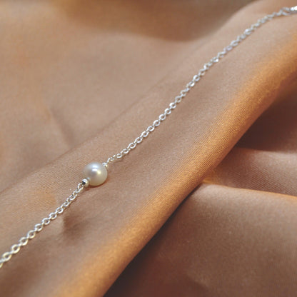 ANA SOLITAIRE PEARL NECKLACE