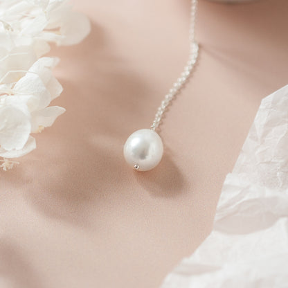 AVA LARGE OVAL PEARL LARIAT NECKLACE