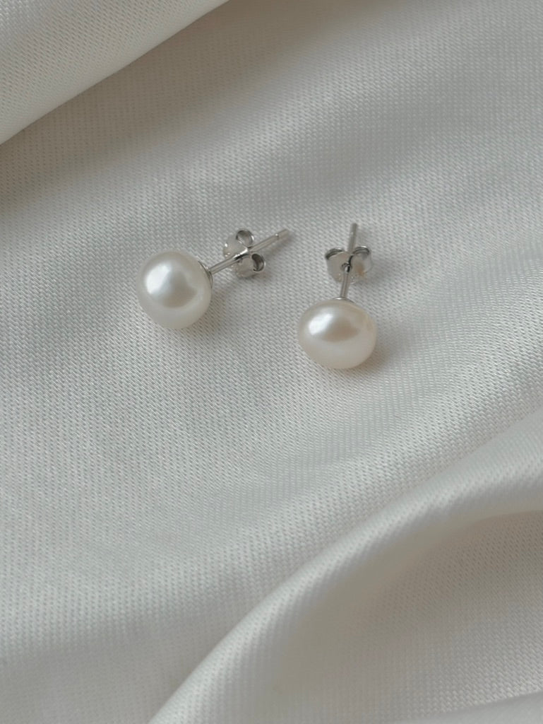 Esmee Long Pearl Drop Earrings