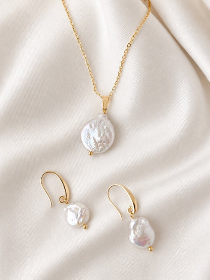 Mia Coin Pearl Necklace