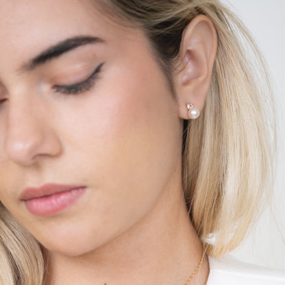 BELLA PEARL STUD EARRINGS