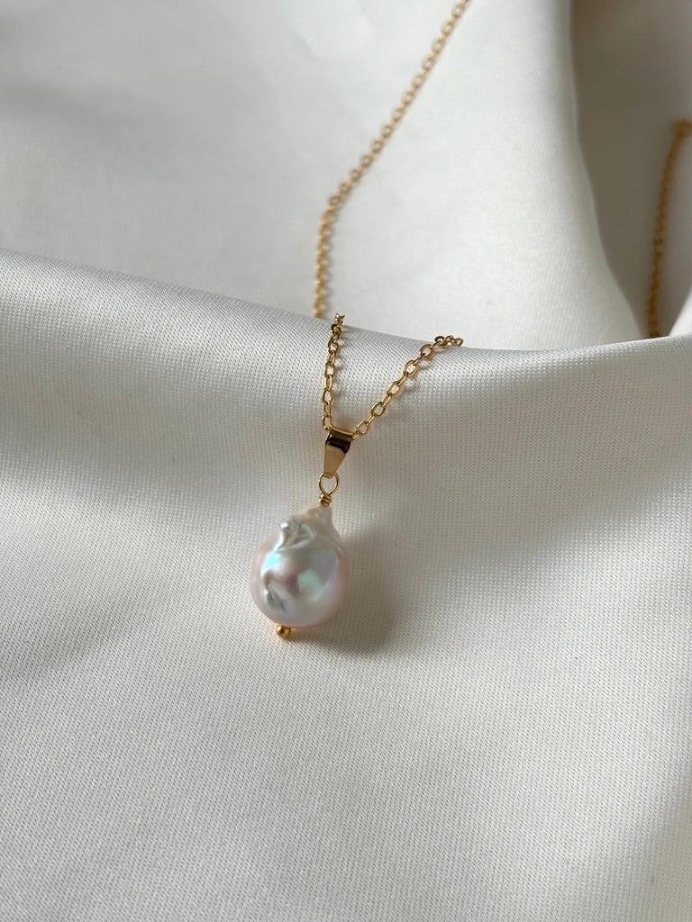Alexia Large Pearl Necklace