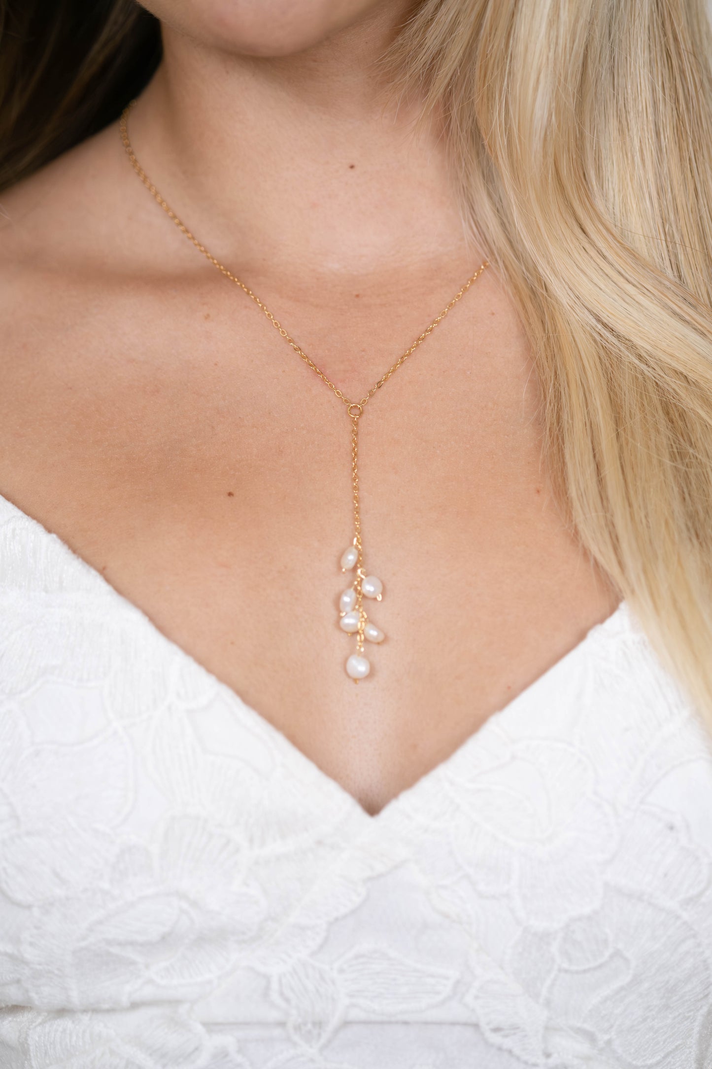 CAROLINE PEARL LARIAT NECKLACE