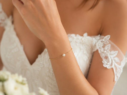 Ana Solitaire Pearl Bracelet