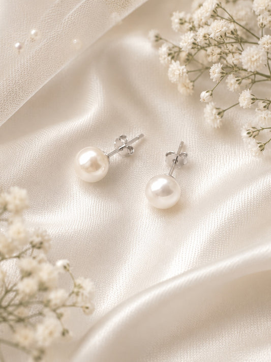 Pia Stud Earrings