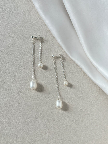 ROSE TWO PEARL LONG EARRINGS