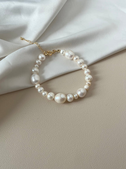 Alana Pearl Bracelet