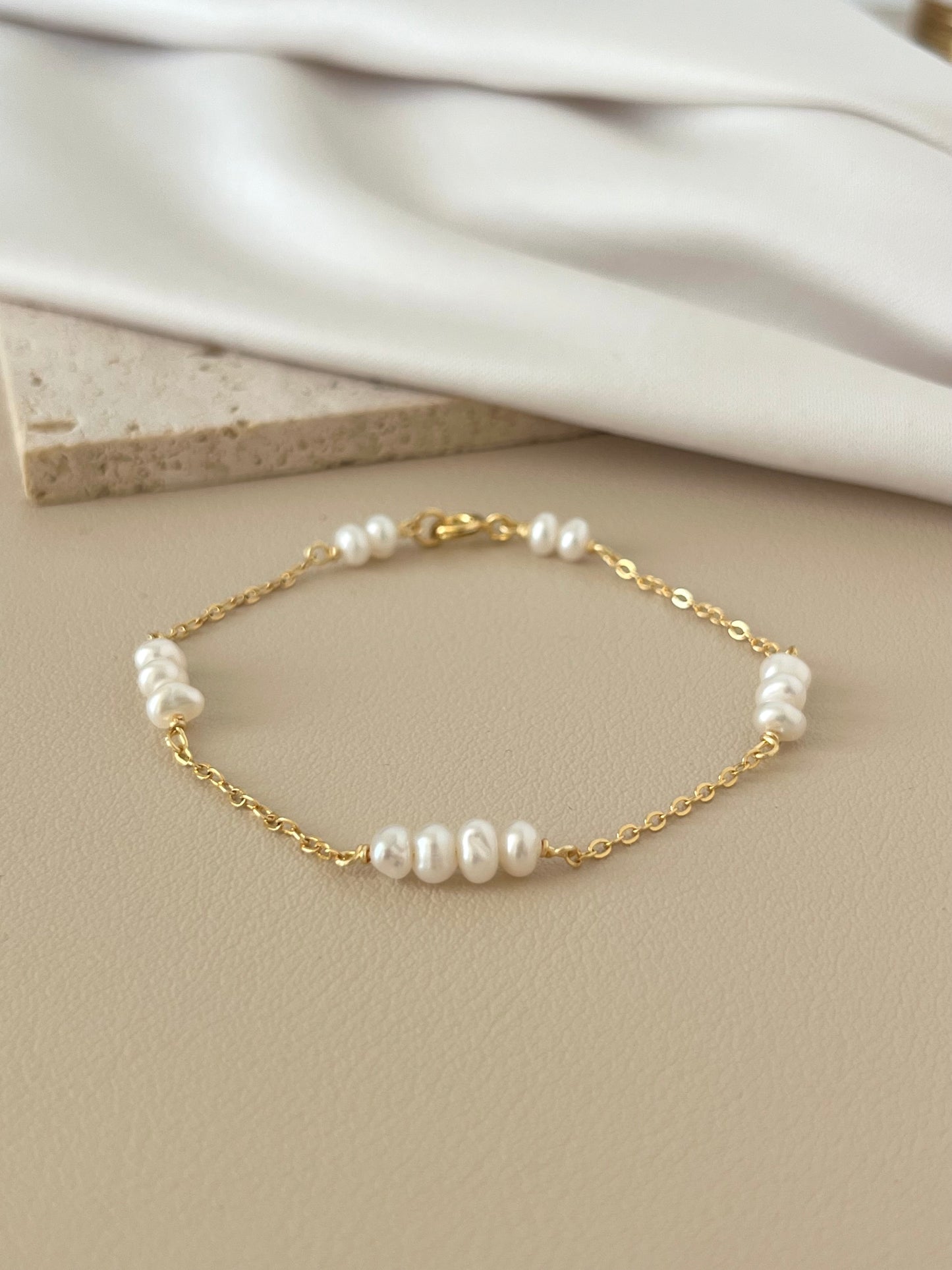 PARIS PEARL BRACELET