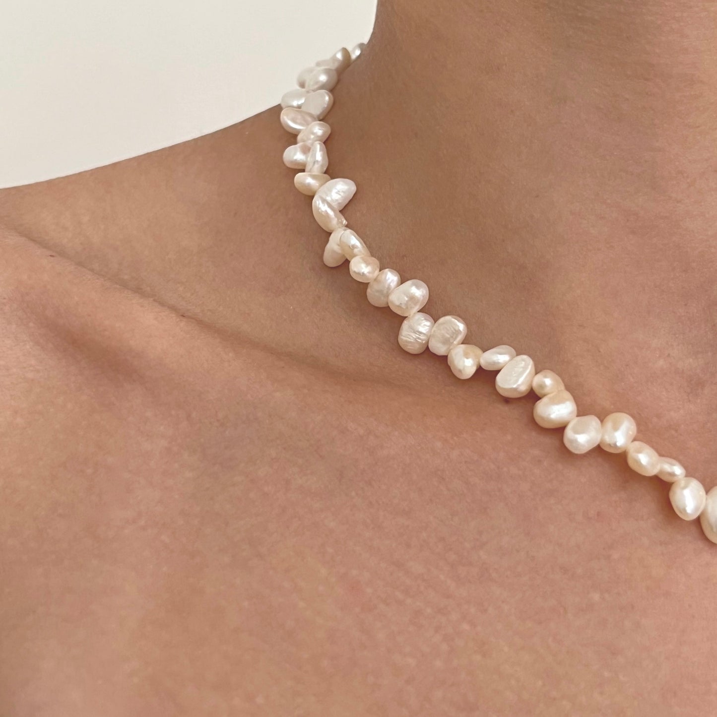 DIANA PEARL NECKLACE